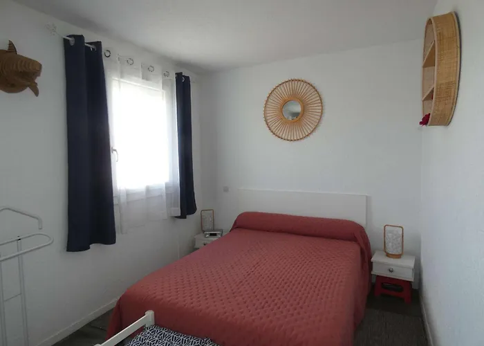 2 Pièces Cabine, Proche Plage, 5 Pers., Parking, Terrasse - Fr-1-328-201 * La Grande Motte